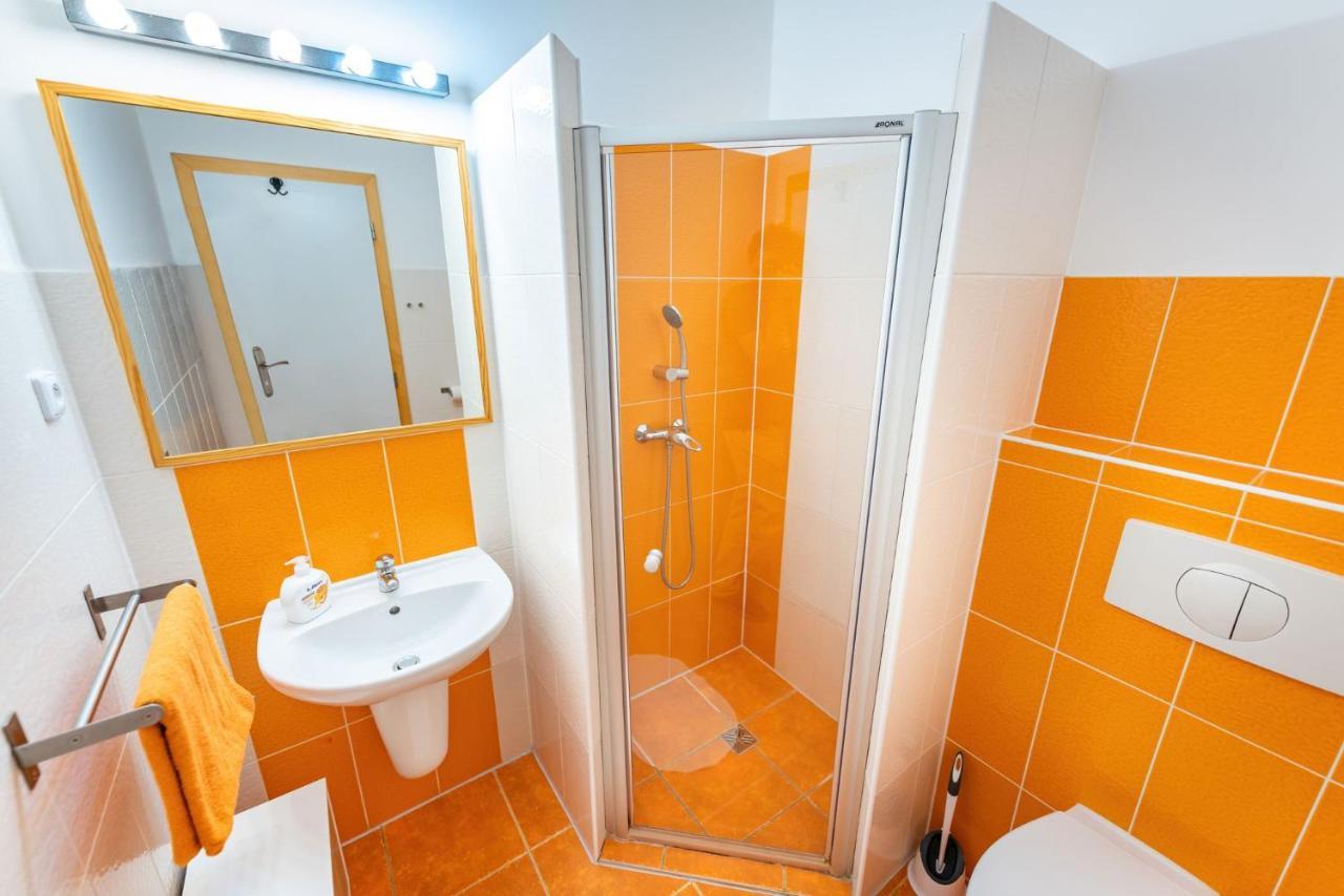 Apartmany Pod Krizovym Vrchem อาเดรชปัค ภายนอก รูปภาพ