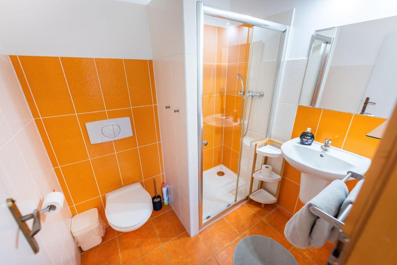 Apartmany Pod Krizovym Vrchem อาเดรชปัค ภายนอก รูปภาพ
