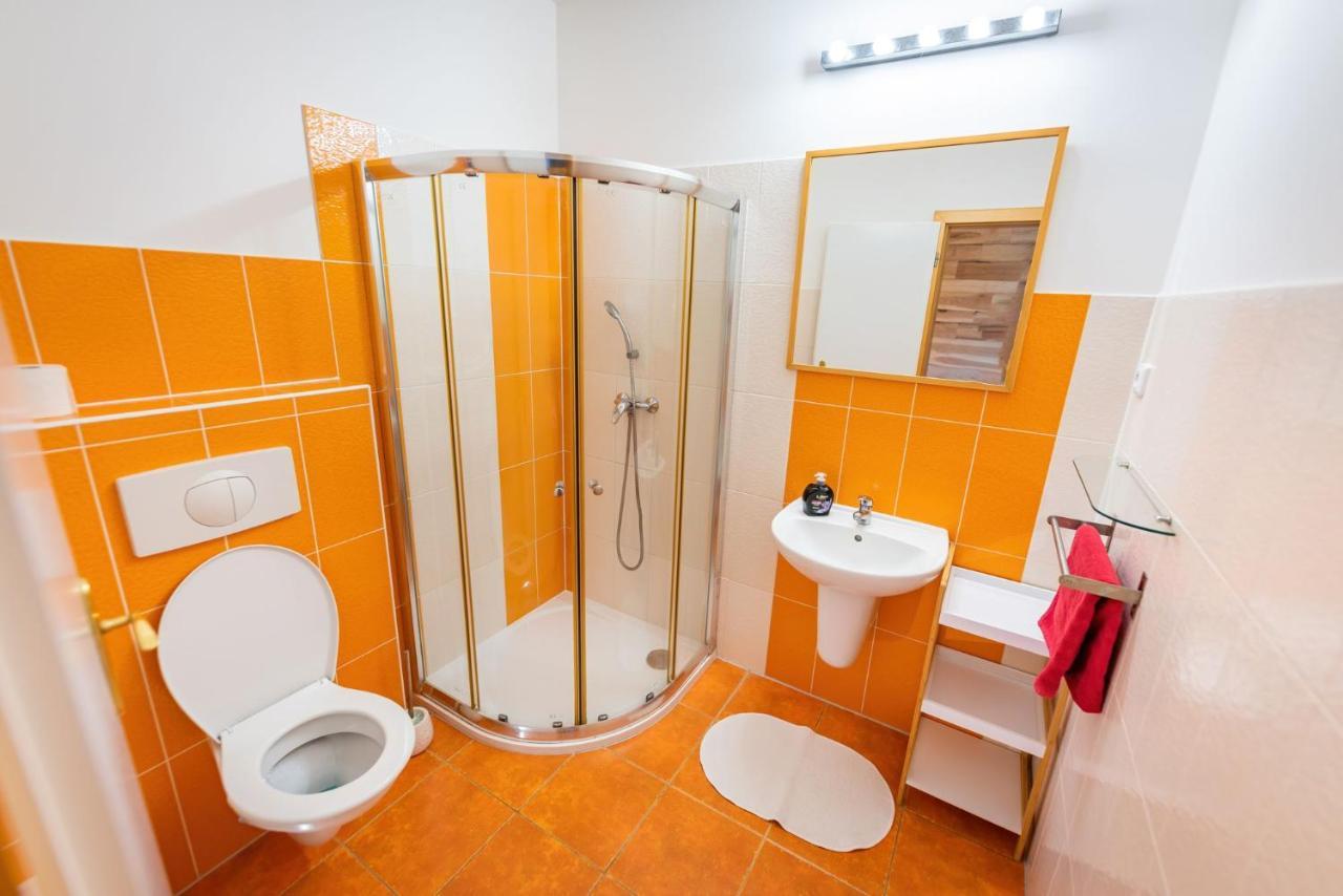 Apartmany Pod Krizovym Vrchem อาเดรชปัค ภายนอก รูปภาพ
